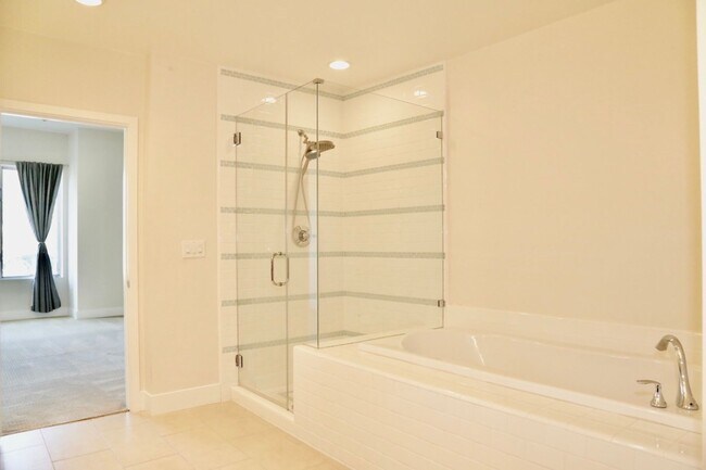 Building Photo - Luxury Condo Living in Central Park West – The Belvedere, Irvine