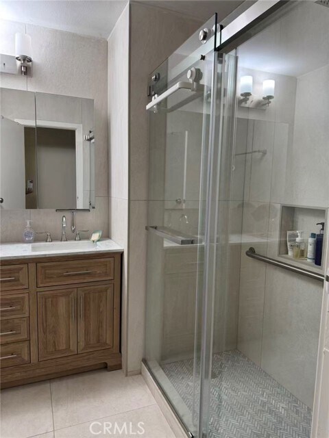Building Photo - 2061 Tierra Loma Dr
