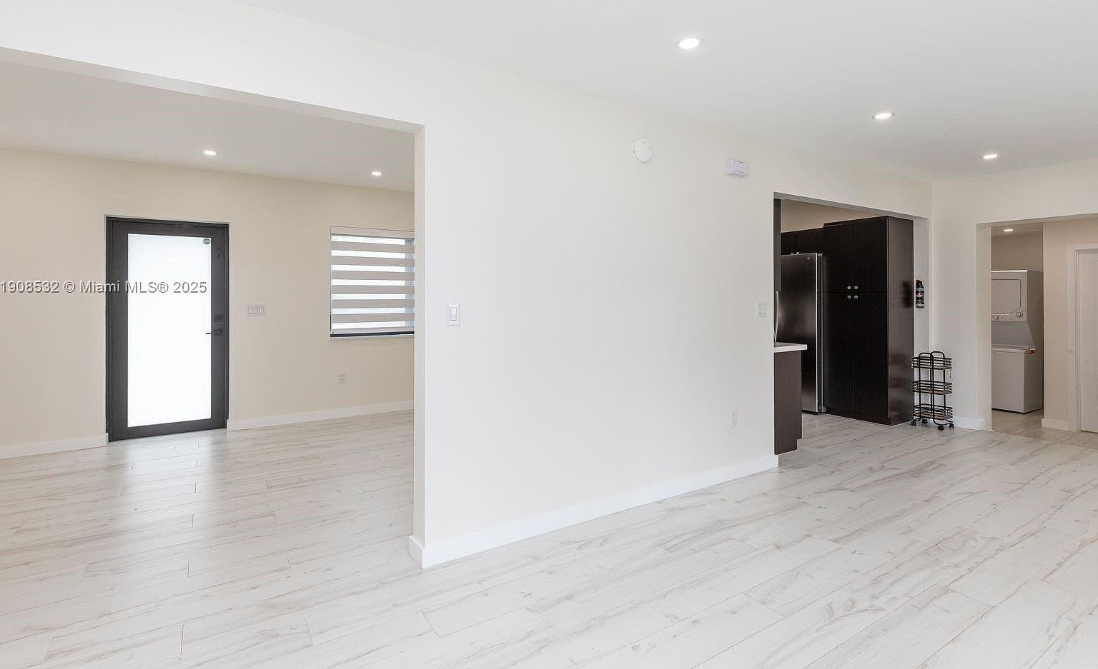 Building Photo - 5641 SW 67th Ave
