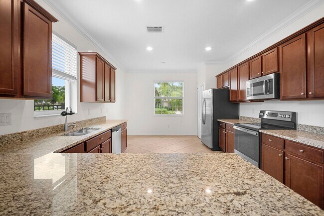 Building Photo - Beautiful Home in Alva 3 bedrooms 2 baths ...