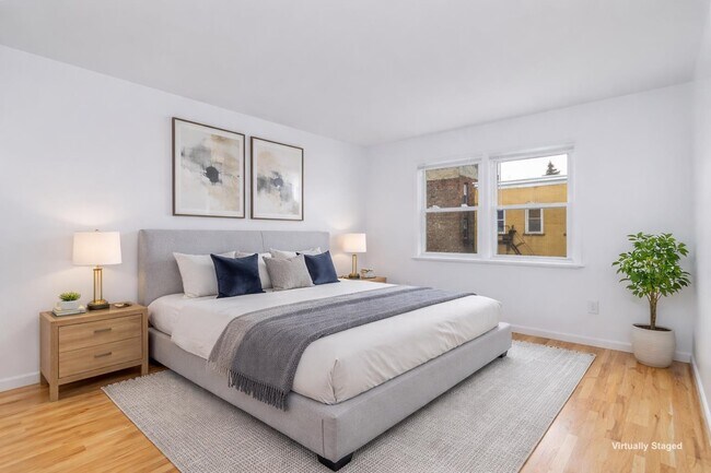 Building Photo - 310 70th St