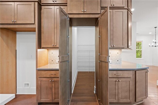 Building Photo - 7390 Cornflower Ct