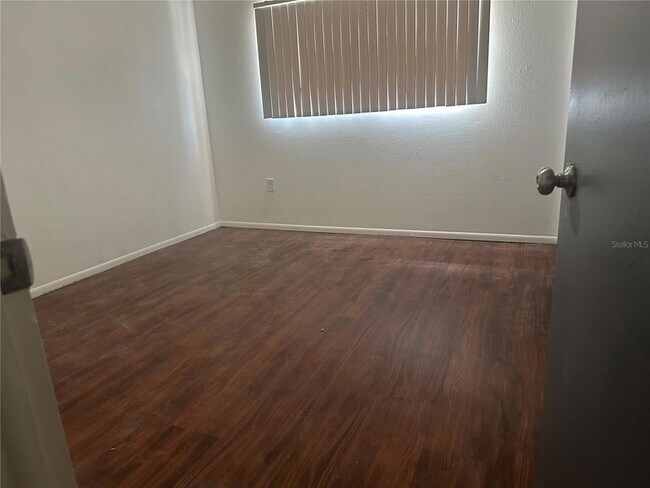 Building Photo - 1000 Lake of the Woods Blvd