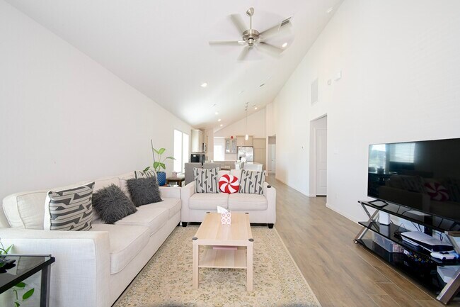 Building Photo - 21534 Cypress Trellis Dr