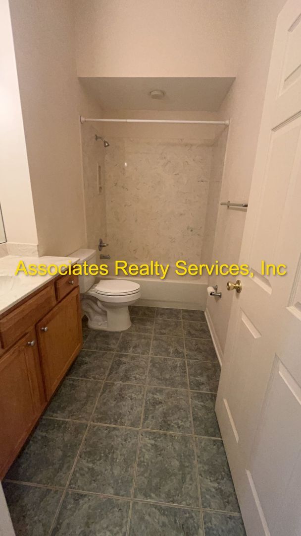 Building Photo - 3124 SW 94th Way