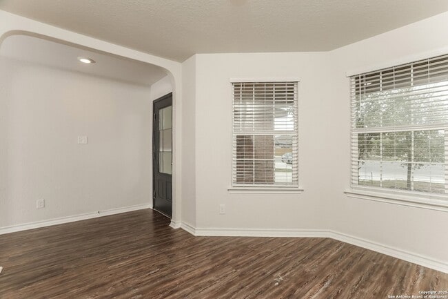 Building Photo - 6218 Northwest Loop 410