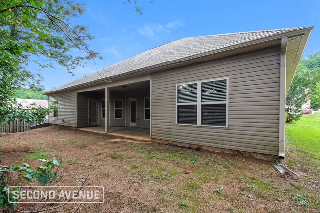 Building Photo - 877 Crescent Ln