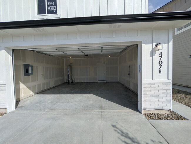 Building Photo - 4707 Highgarden Wy