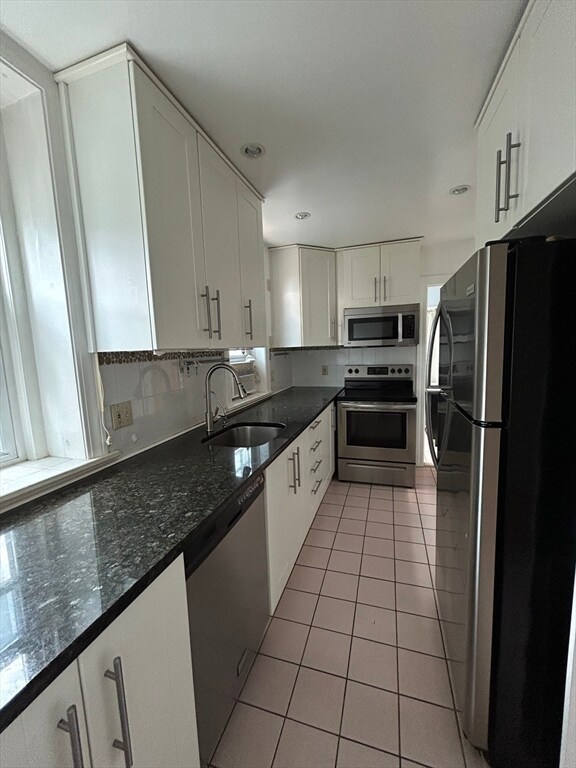 Building Photo - 184 Saint Paul St