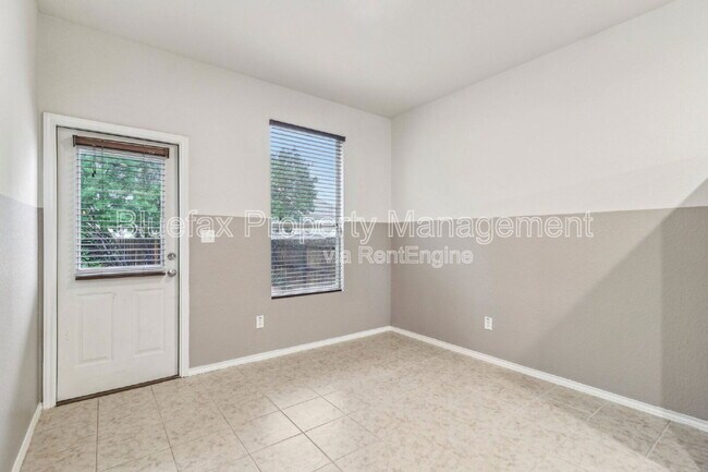 Building Photo - 1529 Desert Candle