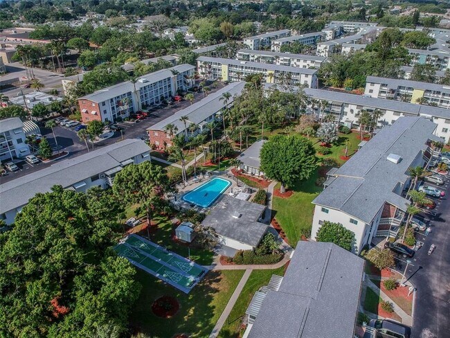 Building Photo - 1566 Pleasant Rd