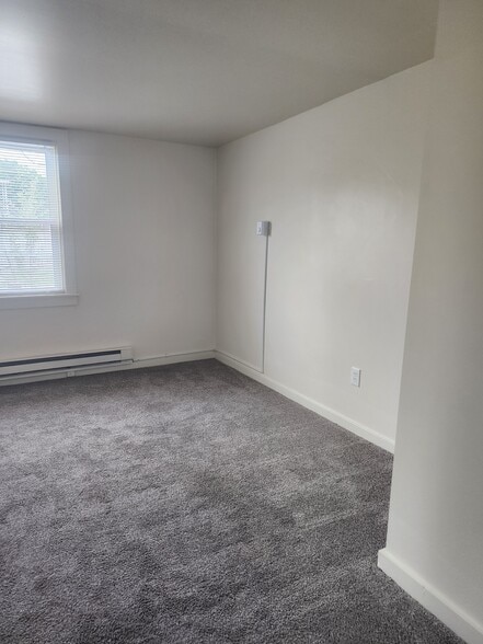 Building Photo - 2213 Lehman St