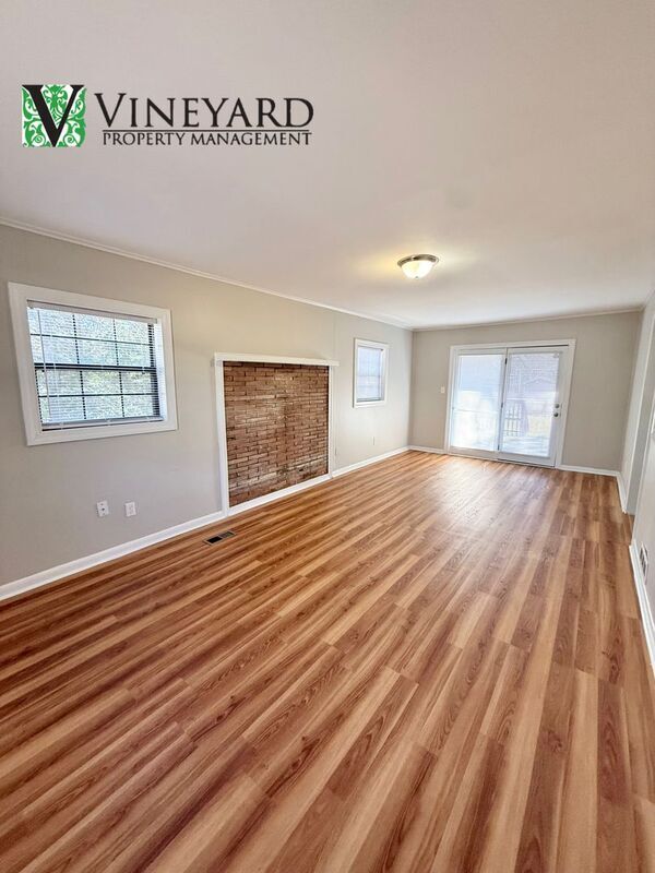 Building Photo - 50 Peachtree Cir SE