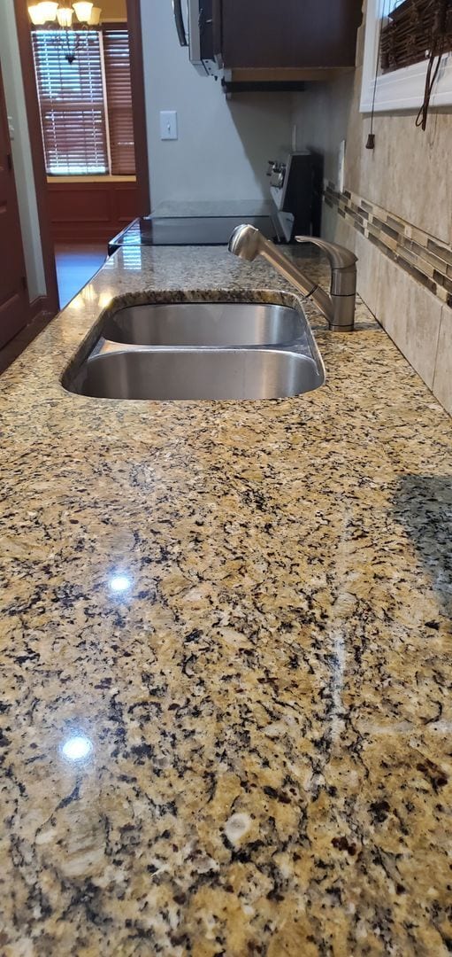 Building Photo - Spectacular!