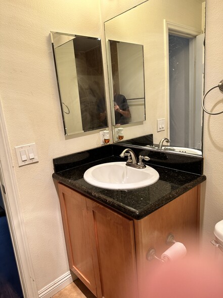 Building Photo - 5540 Lindo Paseo
