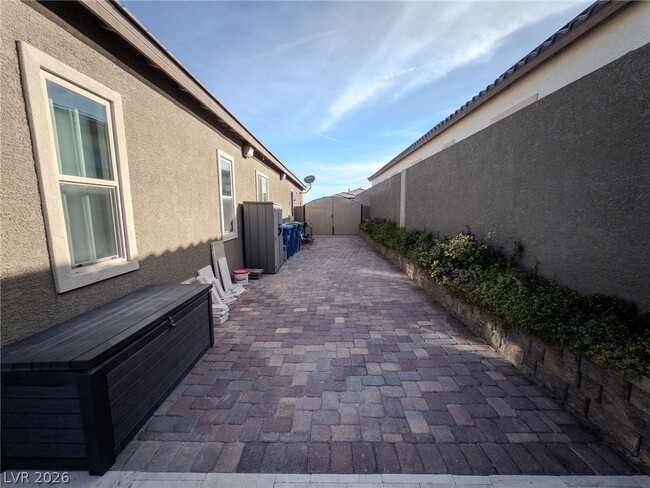 Building Photo - 9706 Yellow Shadow Ave