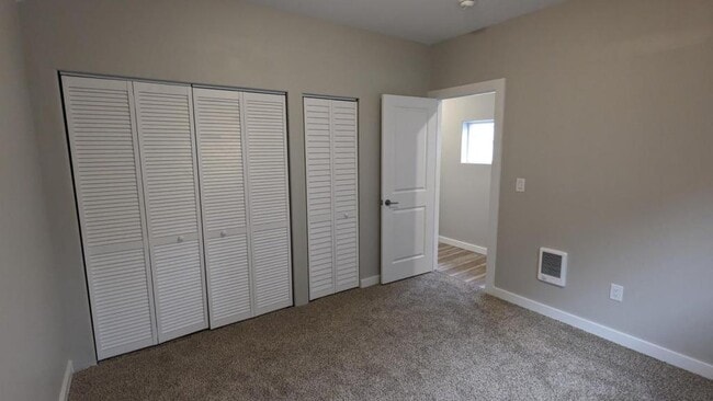 Building Photo - 3973 Hayesville Dr NE