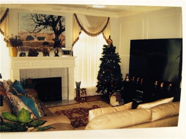 Building Photo - 4607 Forest Home Dr