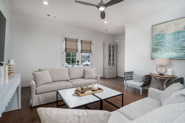 Building Photo - Beautiful 3 Bed 3.5 Bath Available Fall 2026! Move in Possible Prior to August!