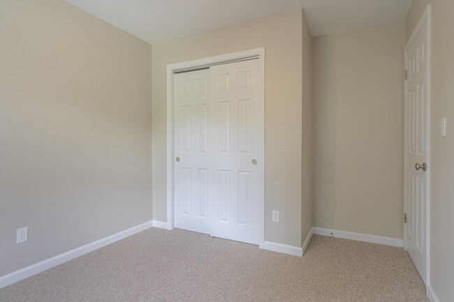 Bedroom 3 - 2 - 191 Clover Valley Cir