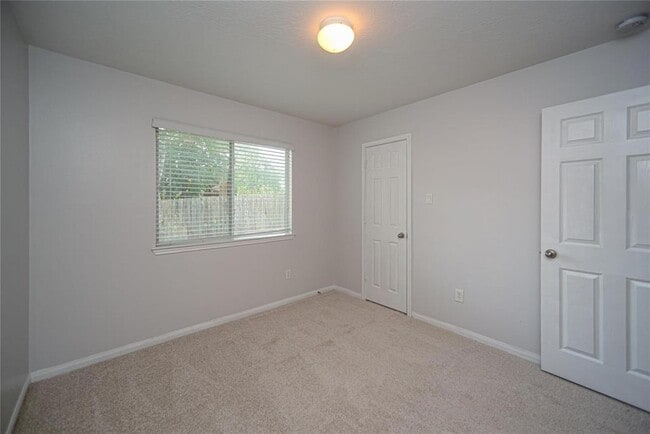 Building Photo - 13205 Enchanted Way
