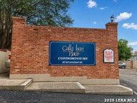 Building Photo - 6718 Callaghan Rd