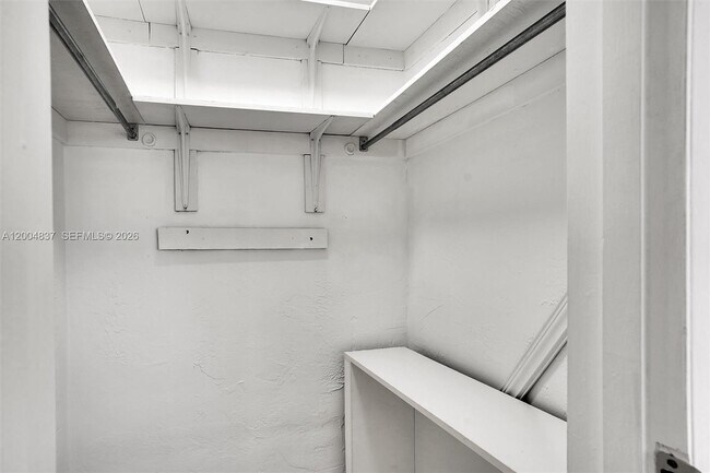 Building Photo - 8650 SW 67th Ave