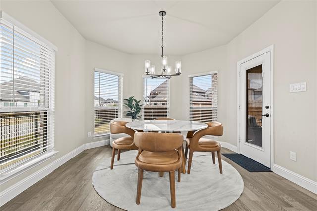 Building Photo - 14892 Hometown Dr