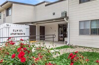 Building Photo - Summit at Elm Street Apartments
