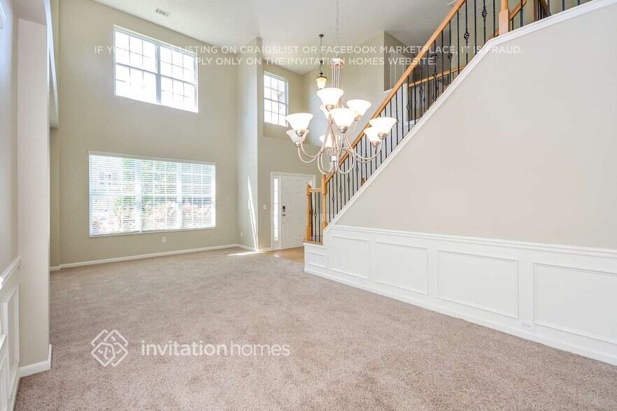 Building Photo - 429 Simonton Oak Ln SE