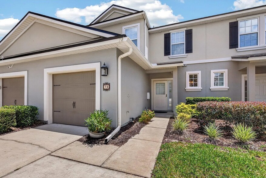 Building Photo - 72 Amistad Dr