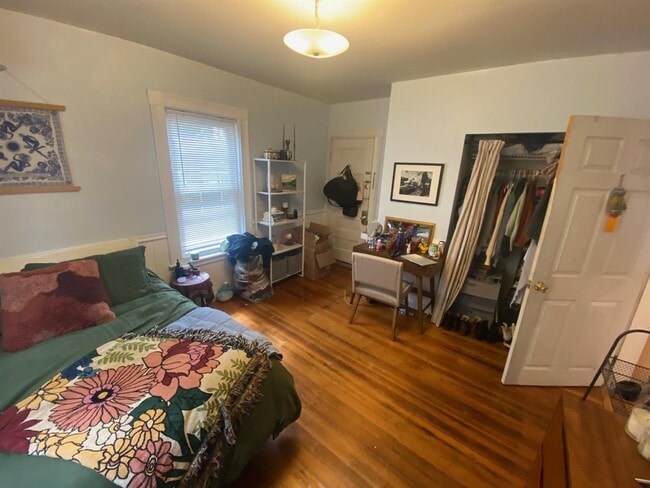 Primary Photo - 13 Charnwood Rd