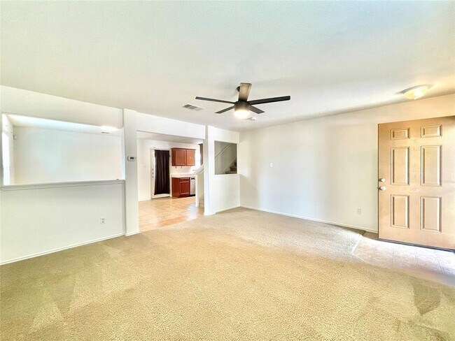 Building Photo - 13325 High Sierra St