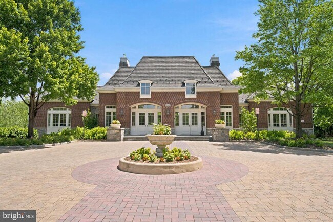 Building Photo - 22839 Vickery Park Dr