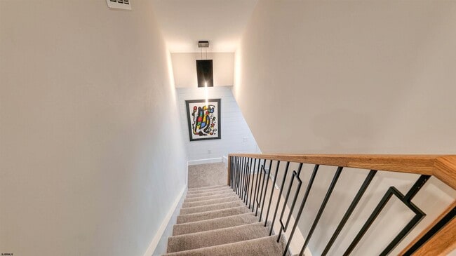 Building Photo - 6223 Winchester Ave