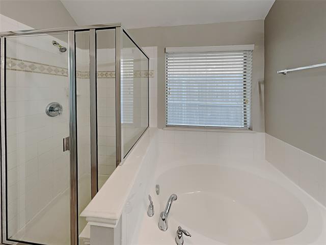 Building Photo - 8152 Black Ash Dr