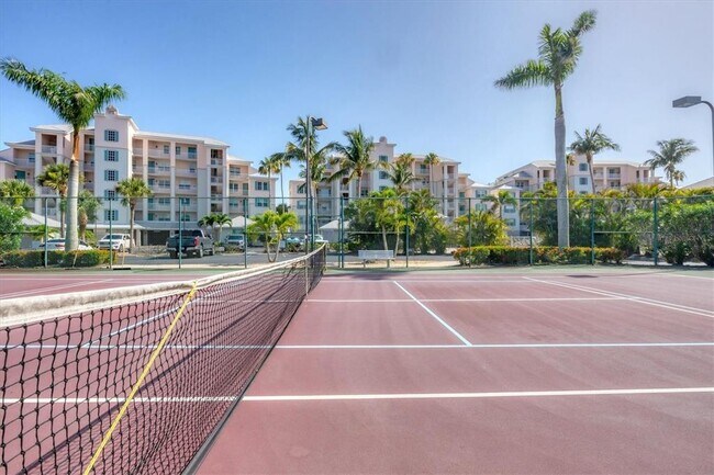 Building Photo - 13513 Gasparilla Rd
