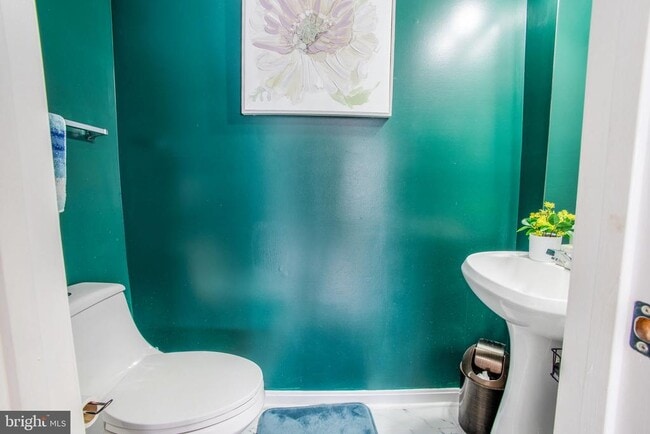 Building Photo - 9820 Berrywood Ct