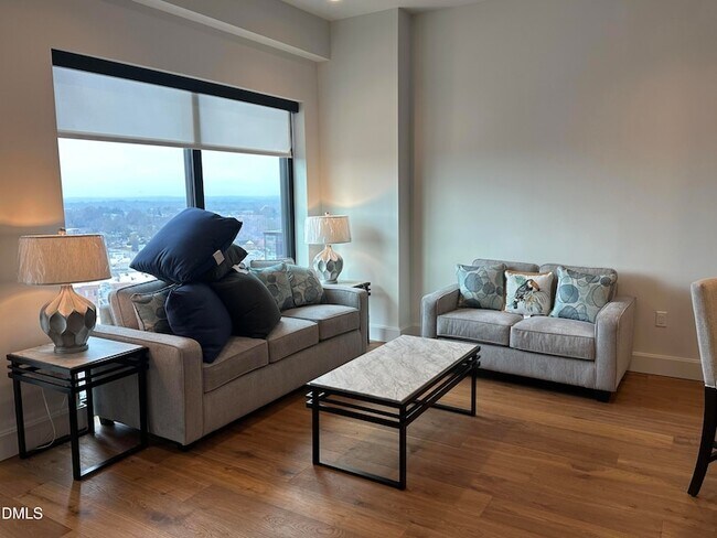 Building Photo - 115 Morris St