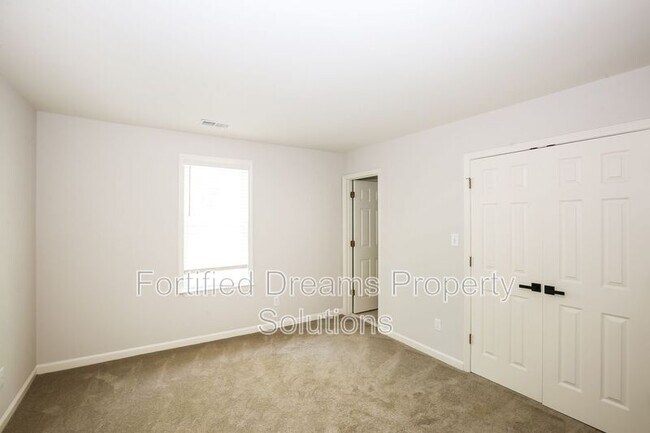 Building Photo - 8326 Brickle Ln