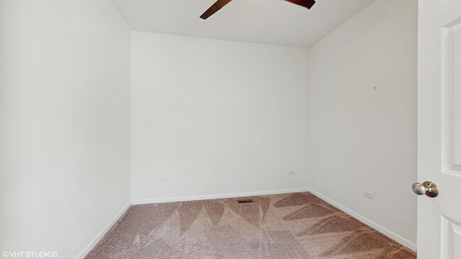 Building Photo - 268 Hoffmann Dr
