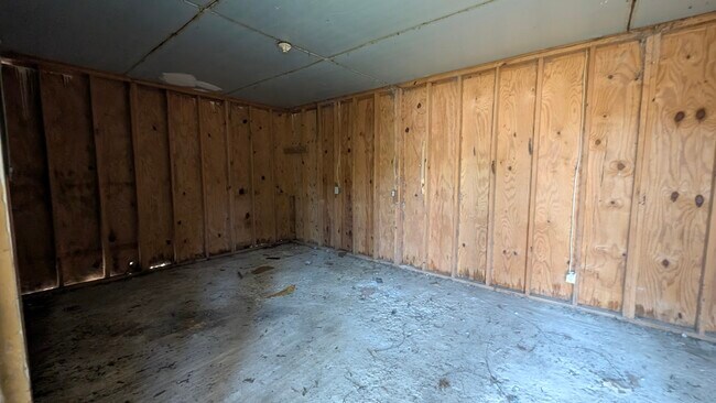 Building Photo - 203 Johns Rd