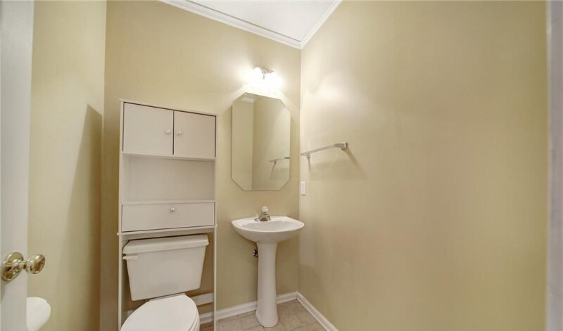 Building Photo - 7742 Fruitwood Ct