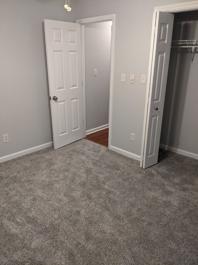 Building Photo - bamfo415