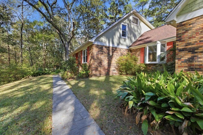 Building Photo - 602 Middlebrooks Cir