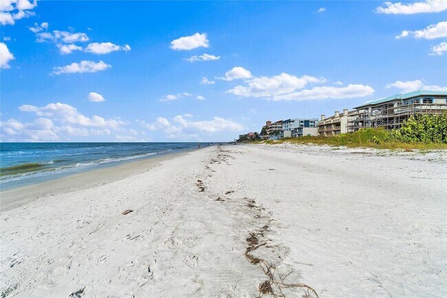 Building Photo - 19111 Vista Bay Dr