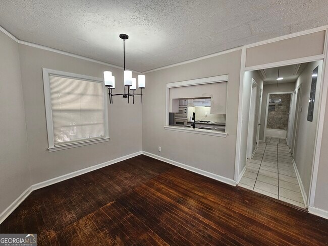 Building Photo - 2654 Plantation Dr