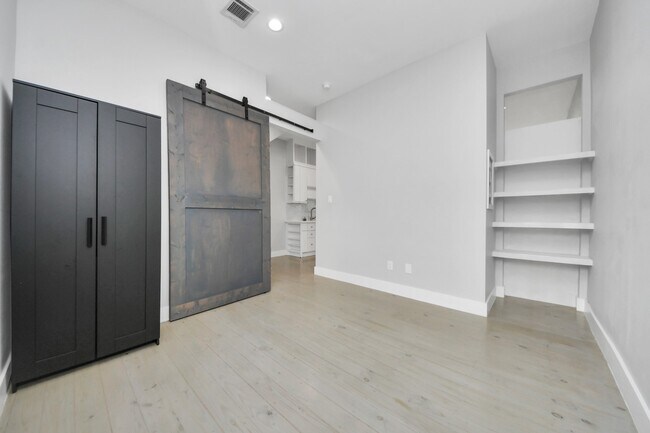 Building Photo - 1708 Winter St