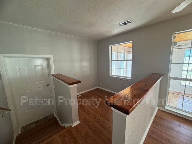Building Photo - 5112 Arden Rd