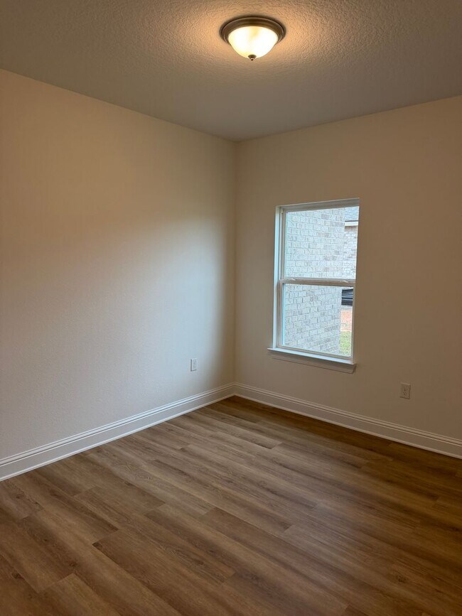 Building Photo - Brand New Construction in Elberta!